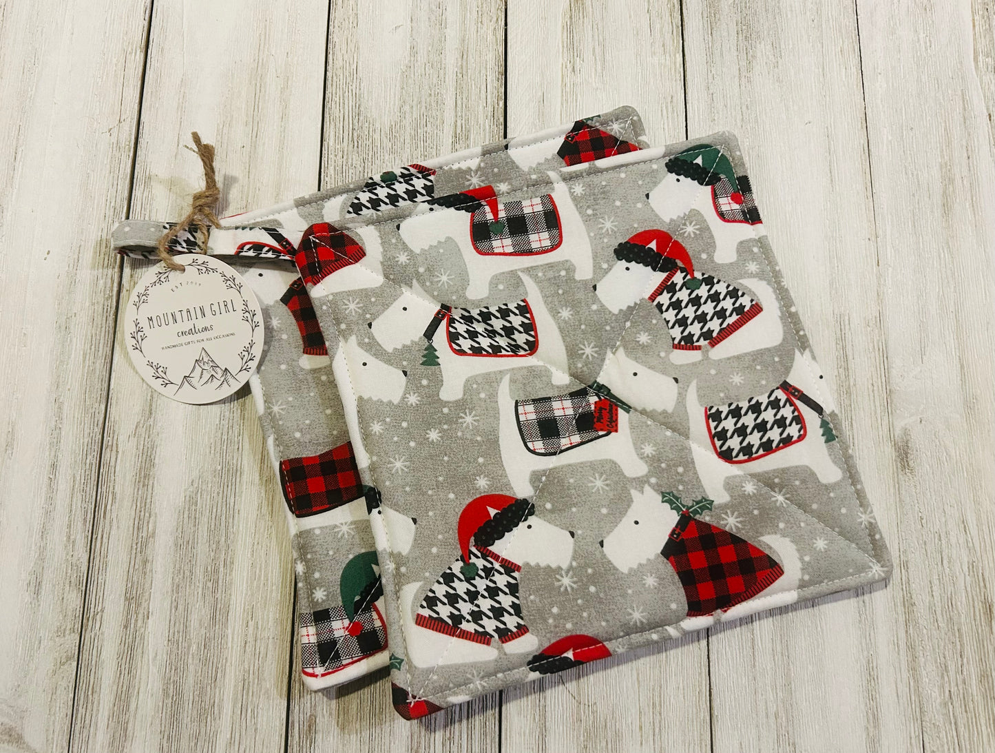 Potholder Set - Christmas Themed - Winter Dogs
