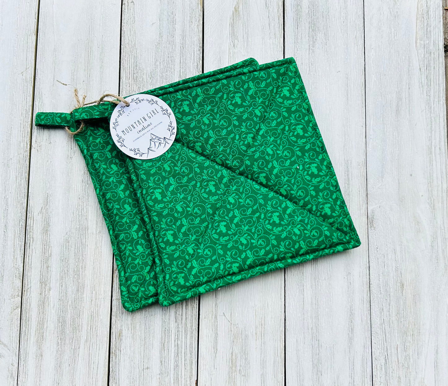 Potholder Set - Christmas Themed - Green Scroll