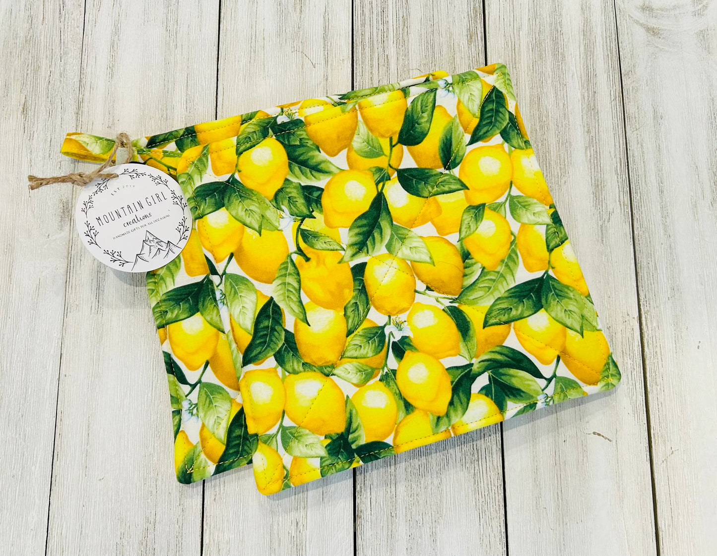 Potholder Set - Fruit Themed - Lemons on White