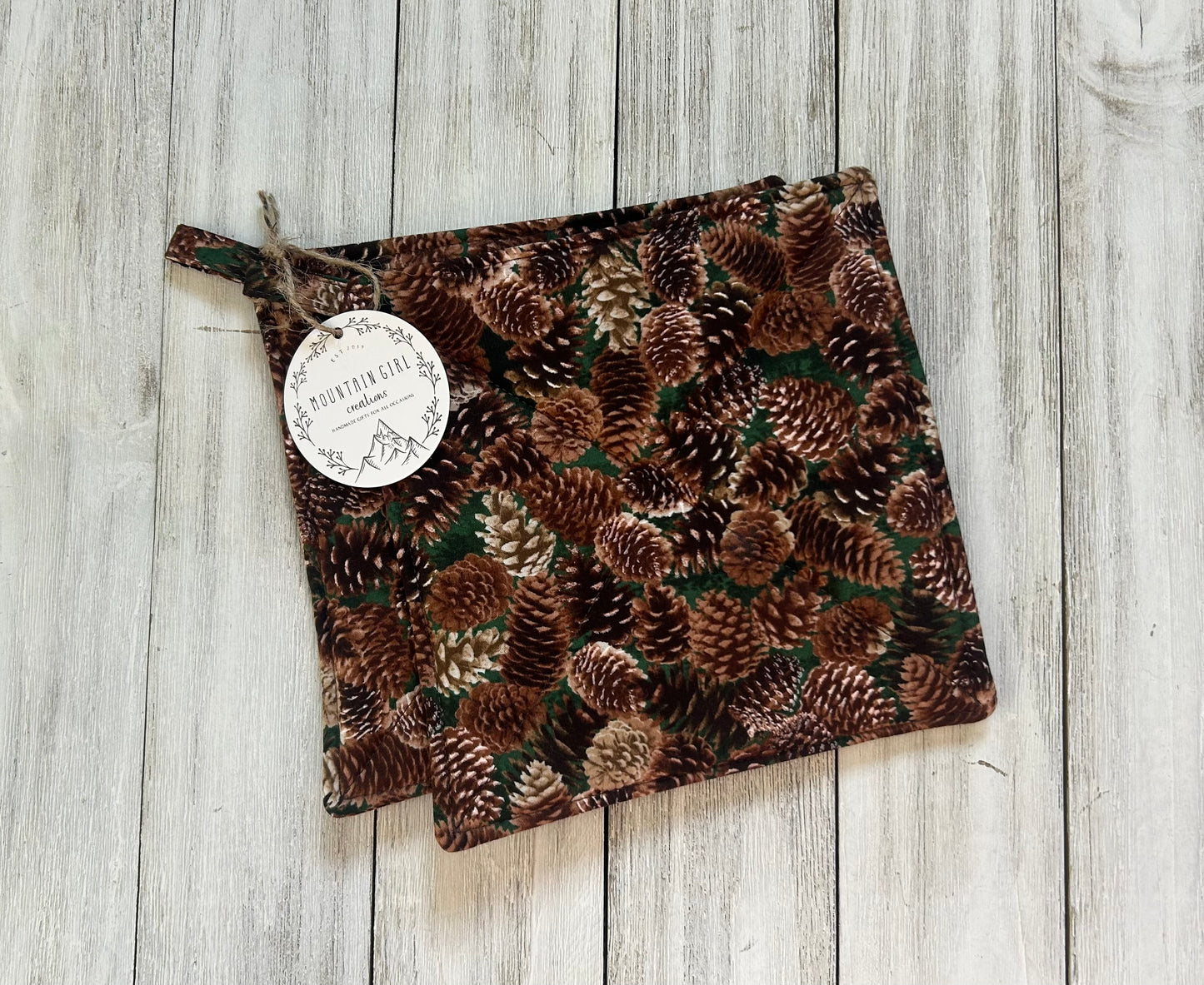 Potholder Set - Christmas Themed - Pinecones