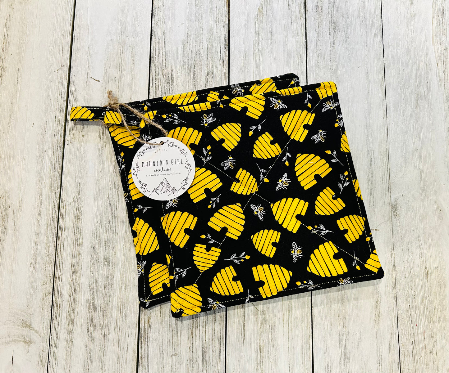 Potholder Set - Bee Themed - Bee and Beehive