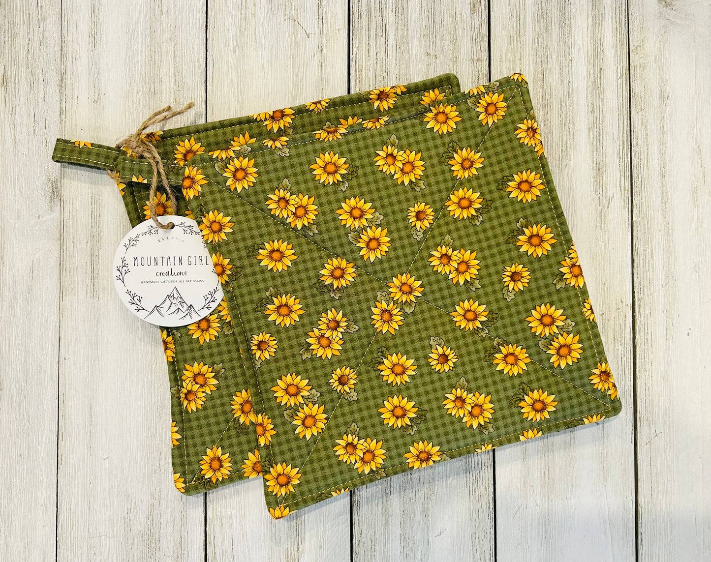 Potholder Set - Sunflower Themed - Sage Green