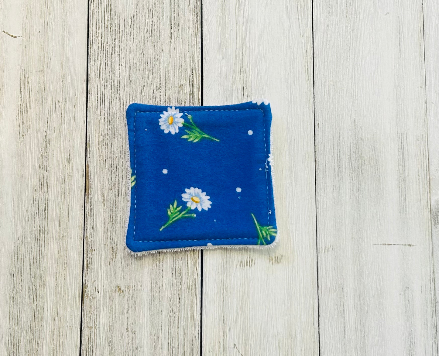 Reusable Facial Cloths - Purple Daisy